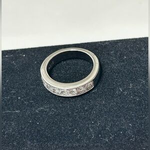 Elegant Stainless steel TK316 channel-set  Band Ring